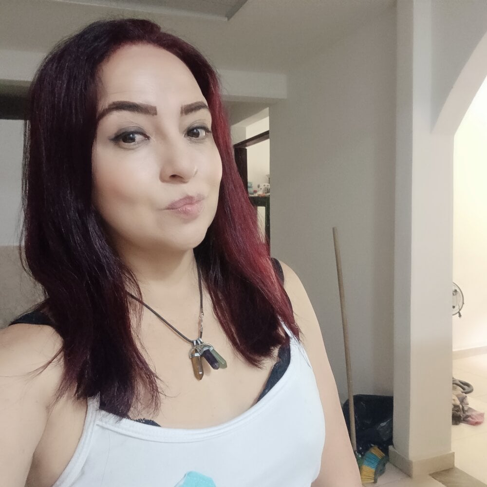tany90 from stripchat