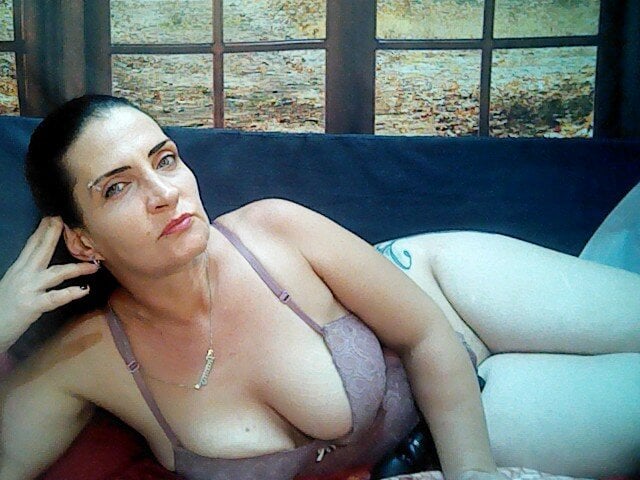 eroticjade4u