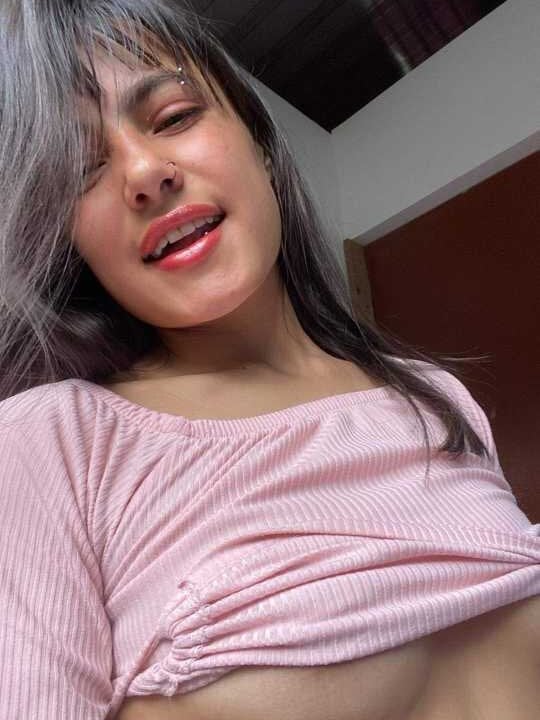 skinny_sweet2411