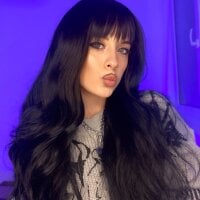 AmaraBloom19's Offline Chat Room