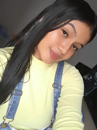 petite_schoolgirl_ 🖊 live online webcam