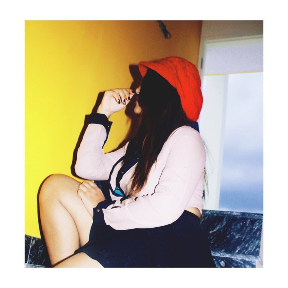 sexlivecamsites.com babe_doll2000 livesex profile in curvy cams