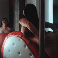 alice_athletichot Chat Room offline