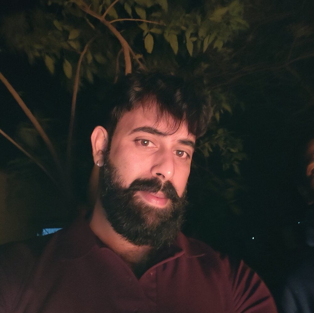 indianhairybull's Offline Chat Room