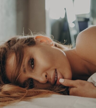 Goodgirlgonabad - Stripchat Girl 