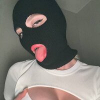 _alicefox Chat Room offline