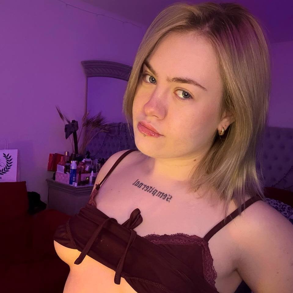 jarehn webcam livesex profile on livesex.fan