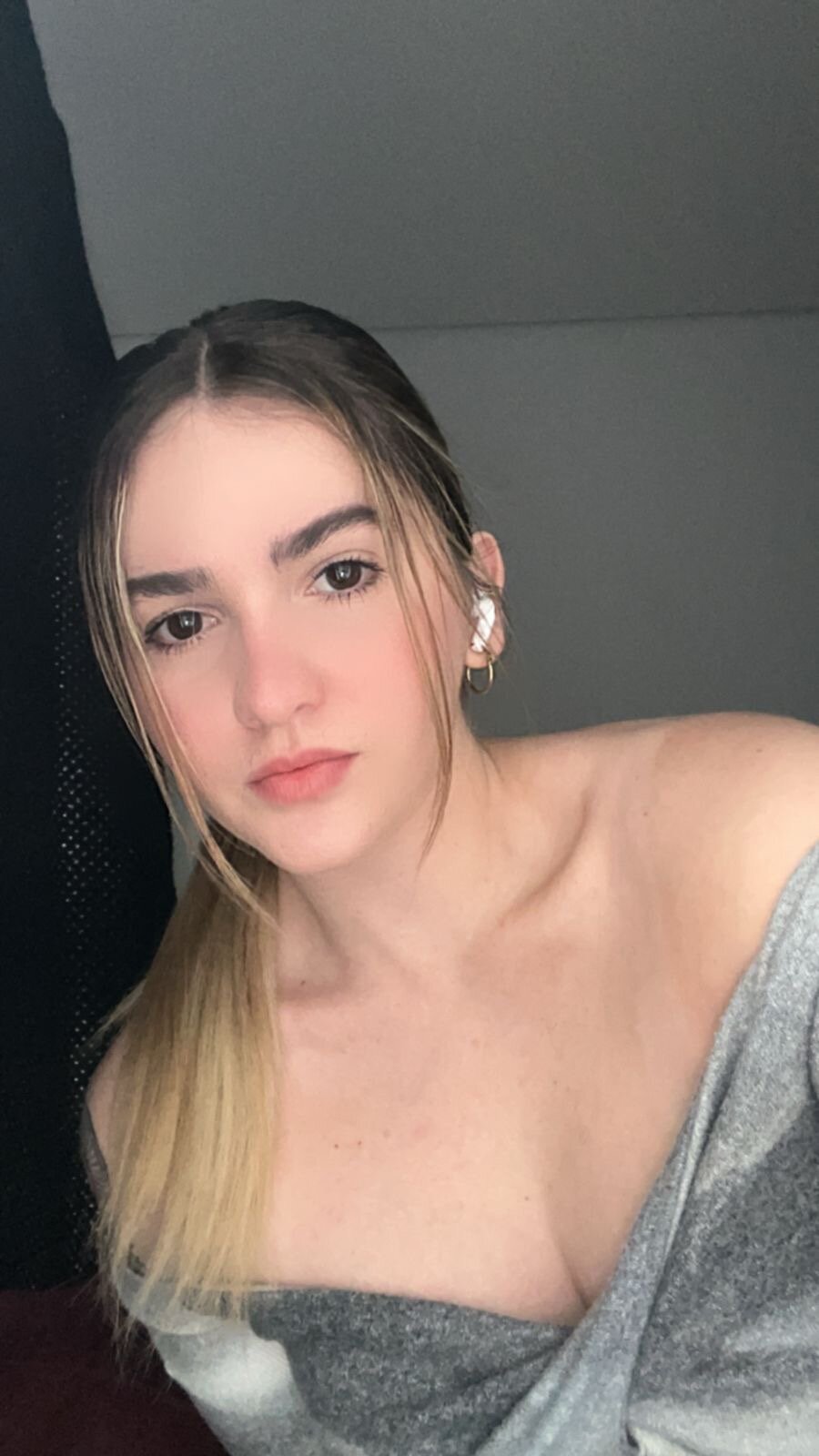 Whiteeateneaa