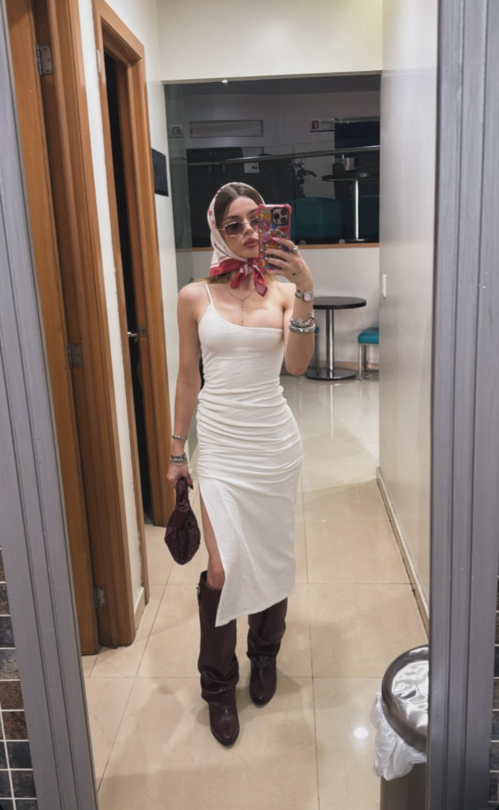 Reynaaaaaaaaaaaa's Offline XXX Chat