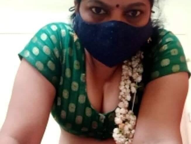 rekha_naier's Offline XXX Chat