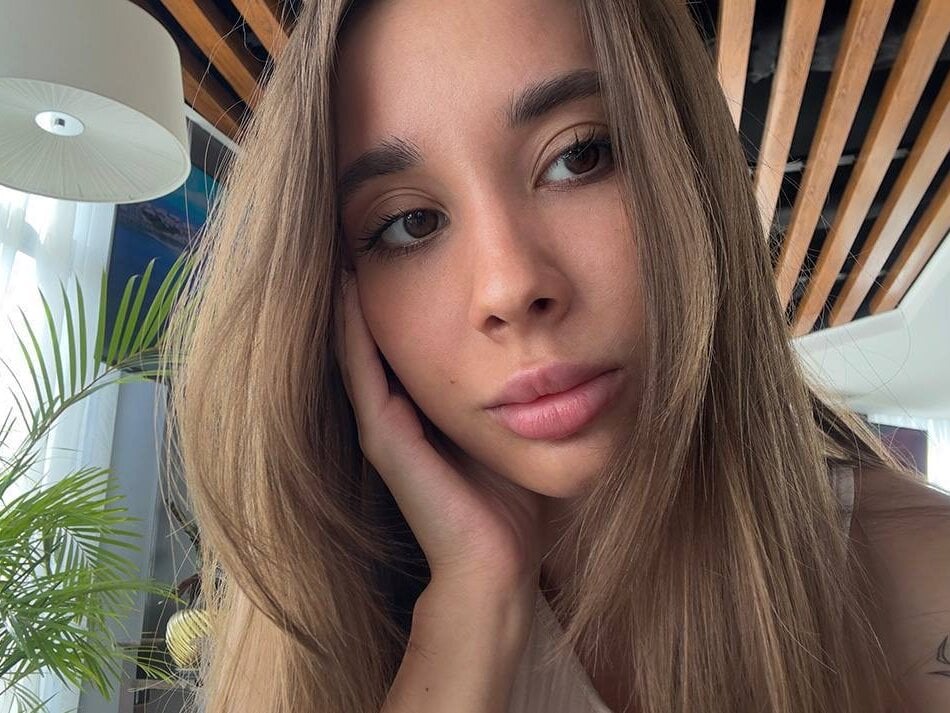 watchgirlcam.com jacalynschreiber livesex profile in english cams