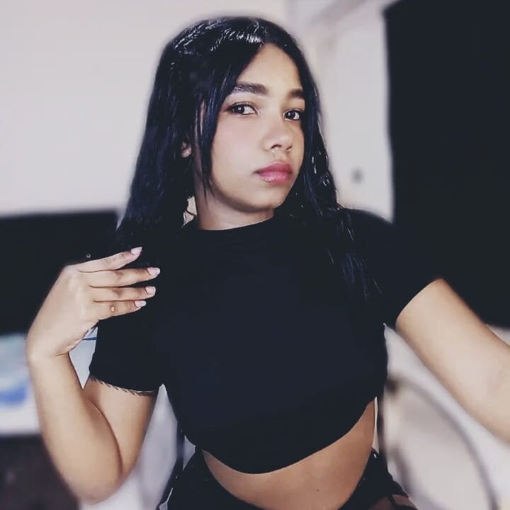 miiyaako_ds webcam profile - Dominican