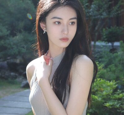 Yiyi-chin