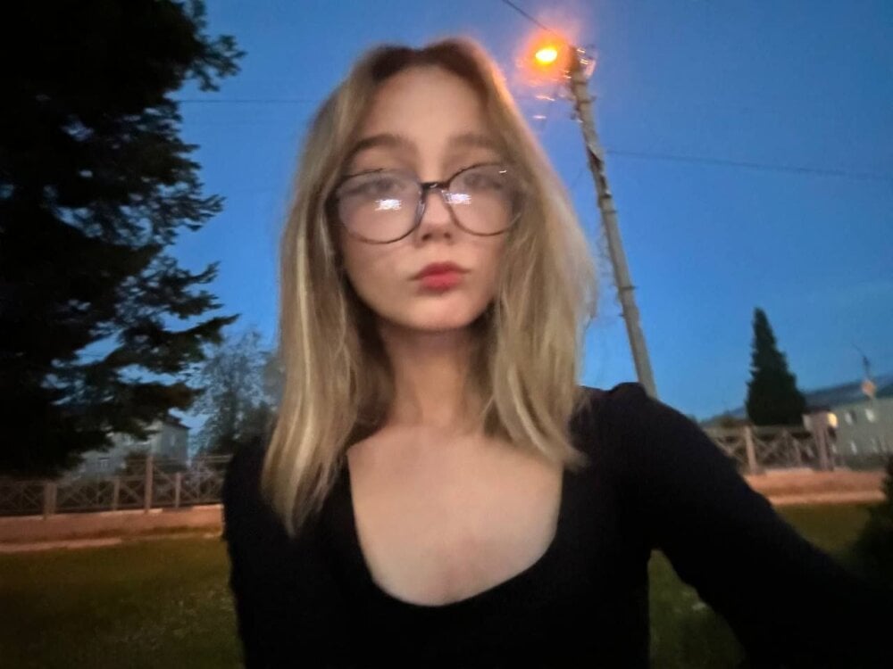 livesex.fan hoapatton livesex profile in you-are-in-heaven-honey cams