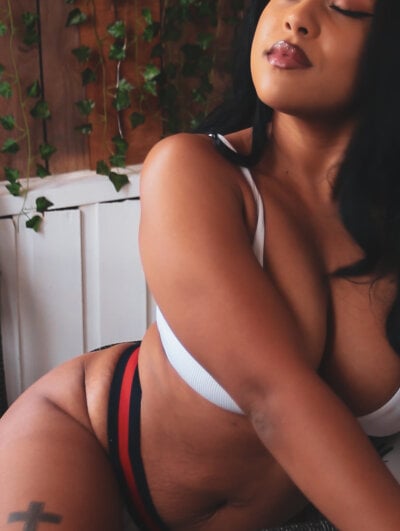 mirenalarosa from stripchat