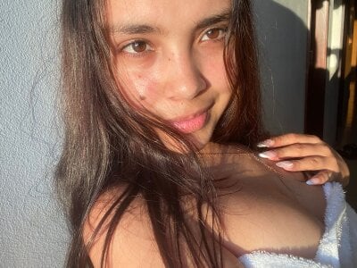 Kylie_brokee