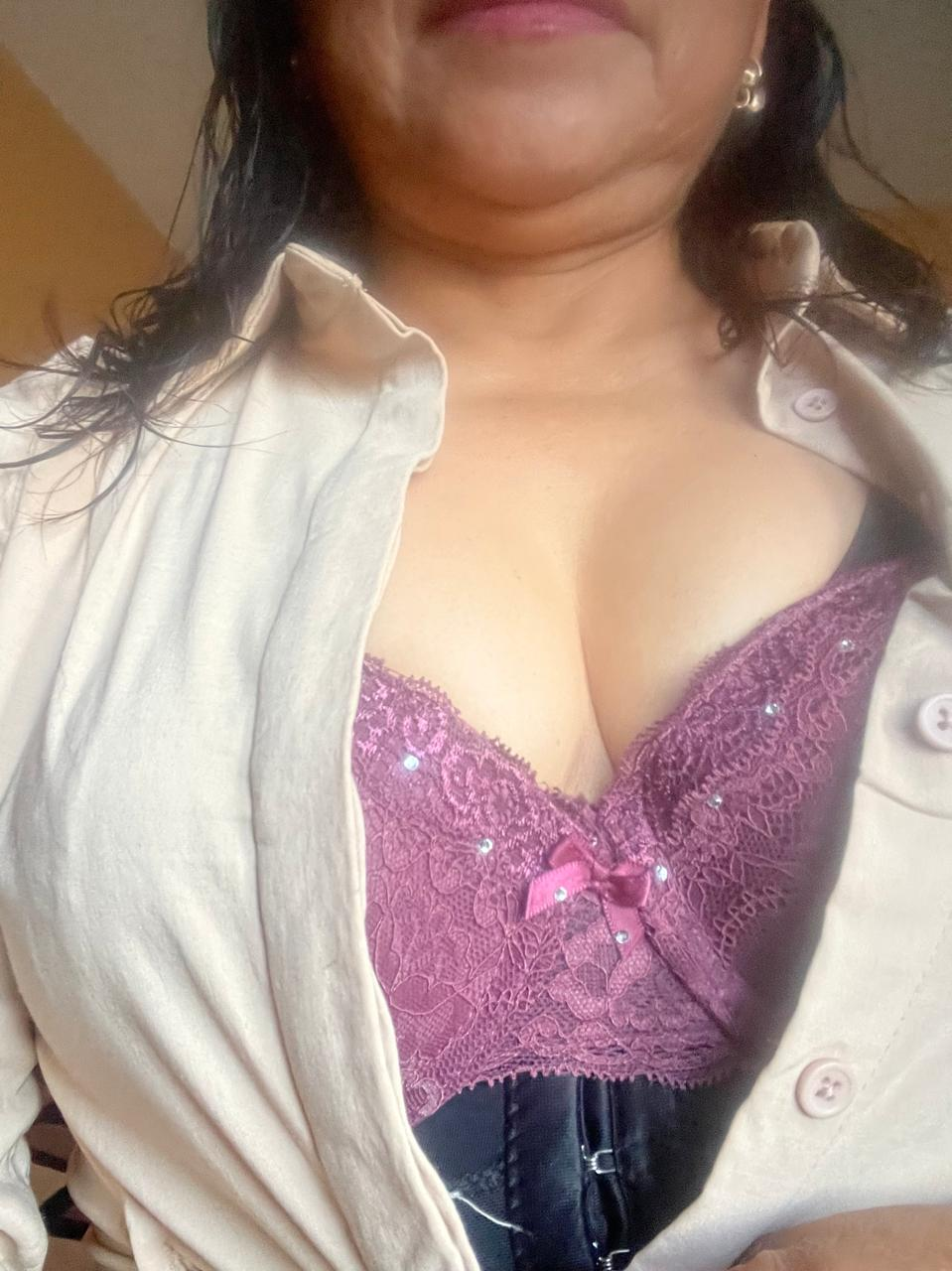 Miss_hot_teacher