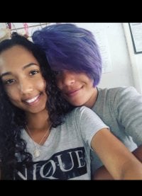 2hotbunnies' Offline Chat Room
