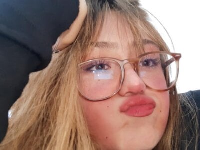 SamanthaPeachss Female Girls Cam XXX