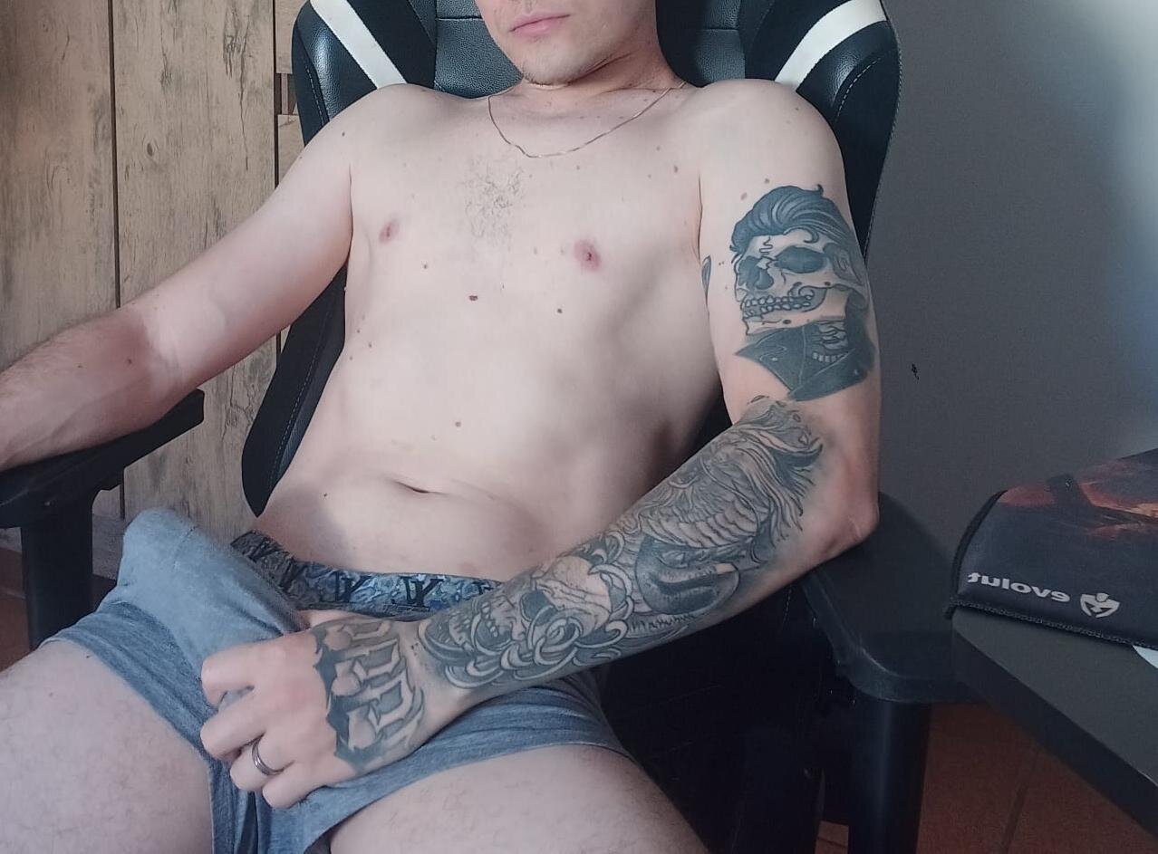 Dyllan__