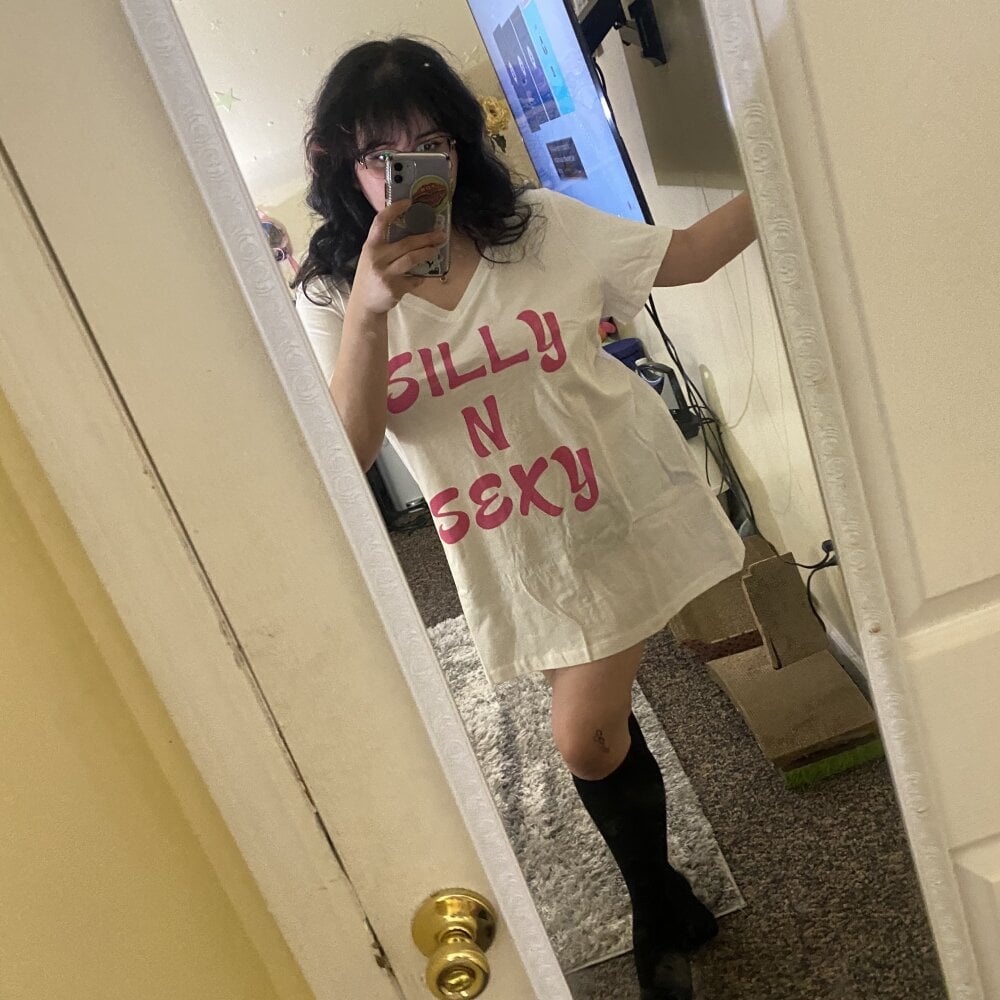 stripchat bratapple420 webcam profile pic via cheapadultsexcams.com