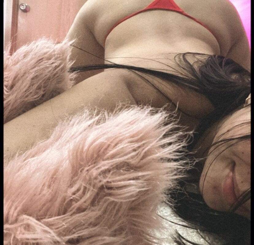 stripchat kimideep webcam profile pic via sexcityguide.com