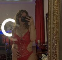 LylaYeess' Live Sex Cam Show