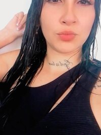 Paula_Leo's Offline XXX Chat