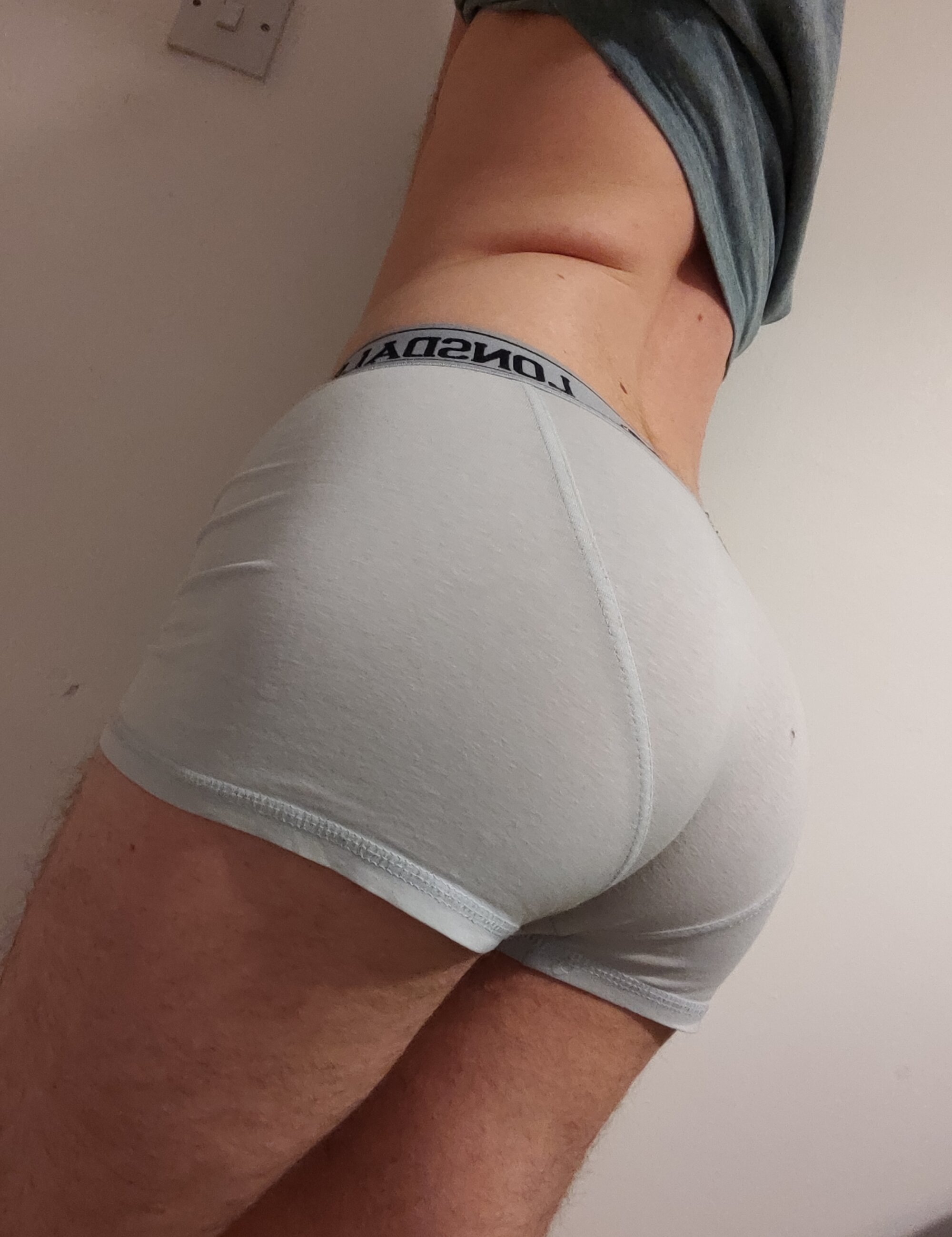 TheHotStud999