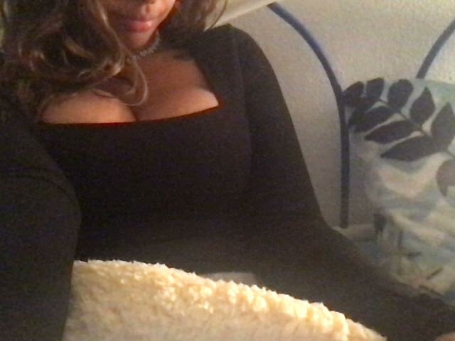 6livesex.com babypinypon livesex profile in greetings-from-paradise cams