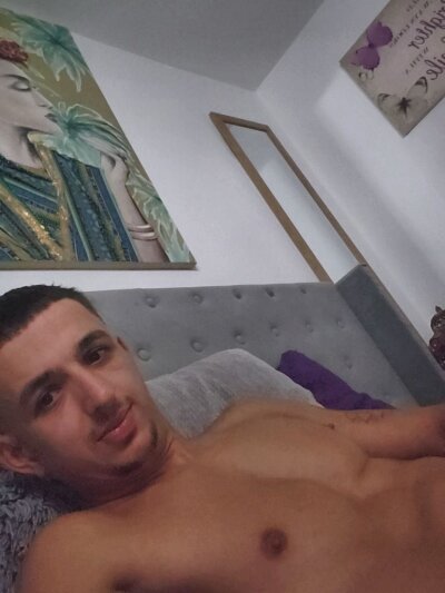 lovethepussy789 Avatar