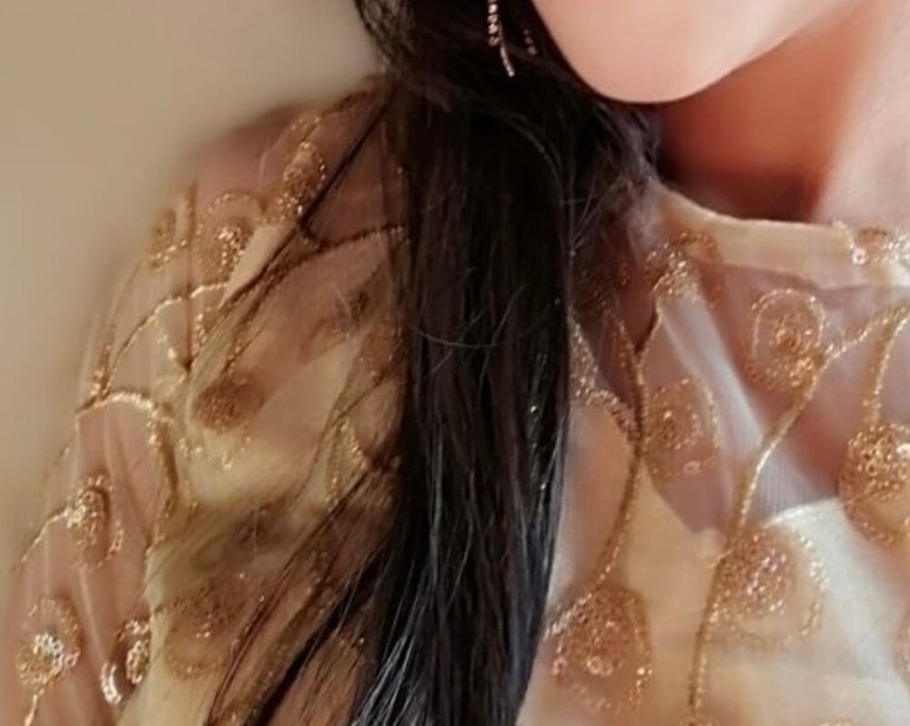 InayatSingh's Offline XXX Chat