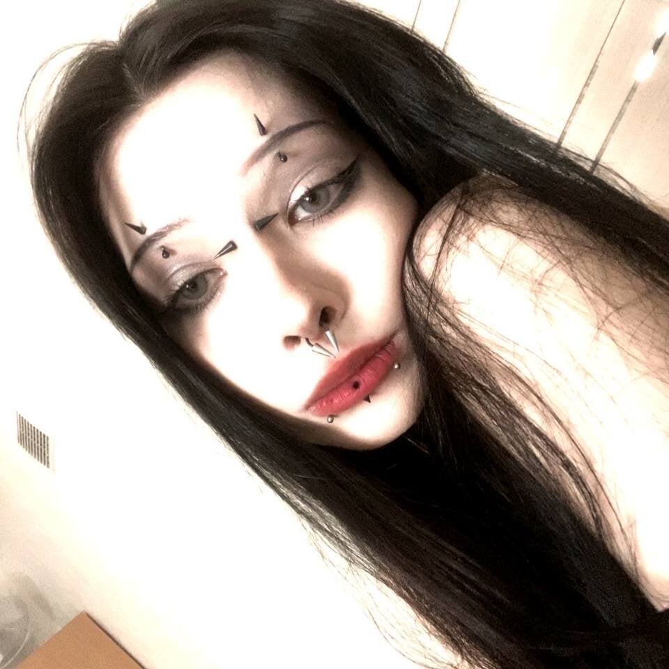 Your_shadow_angel profile