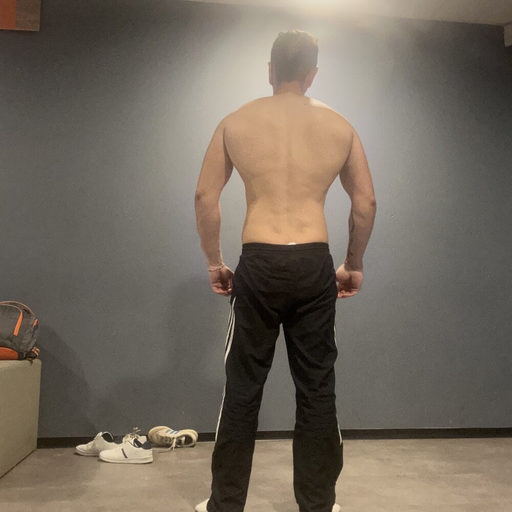 FlowingMaestro Chat XXX offline