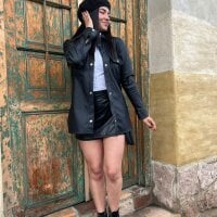 LarahJones's webcam live show