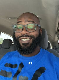MistaPutHerToBed's Offline Chat Room