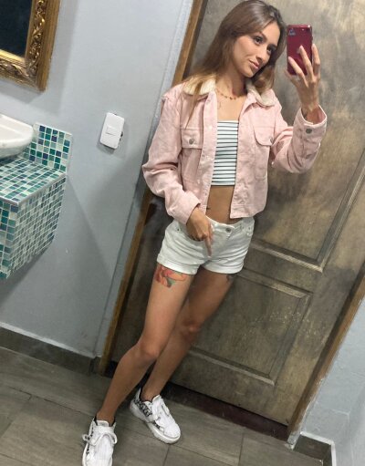 Millie_burton 😅 free live stream
