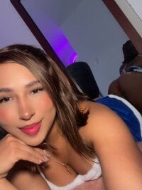 LunaGates's webcam live show
