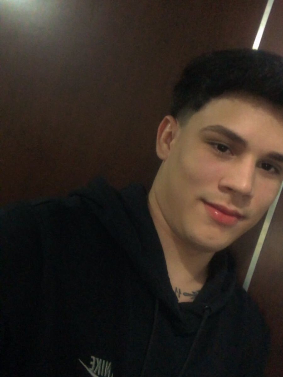 Jaket_lovers' Offline XXX Chat