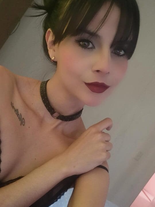 miarobbin_ profile