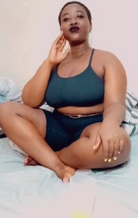 African__girl's Offline Chat Room