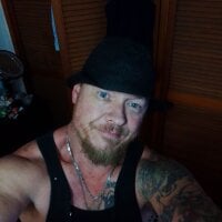 Gags4daddy's Offline Chat Room