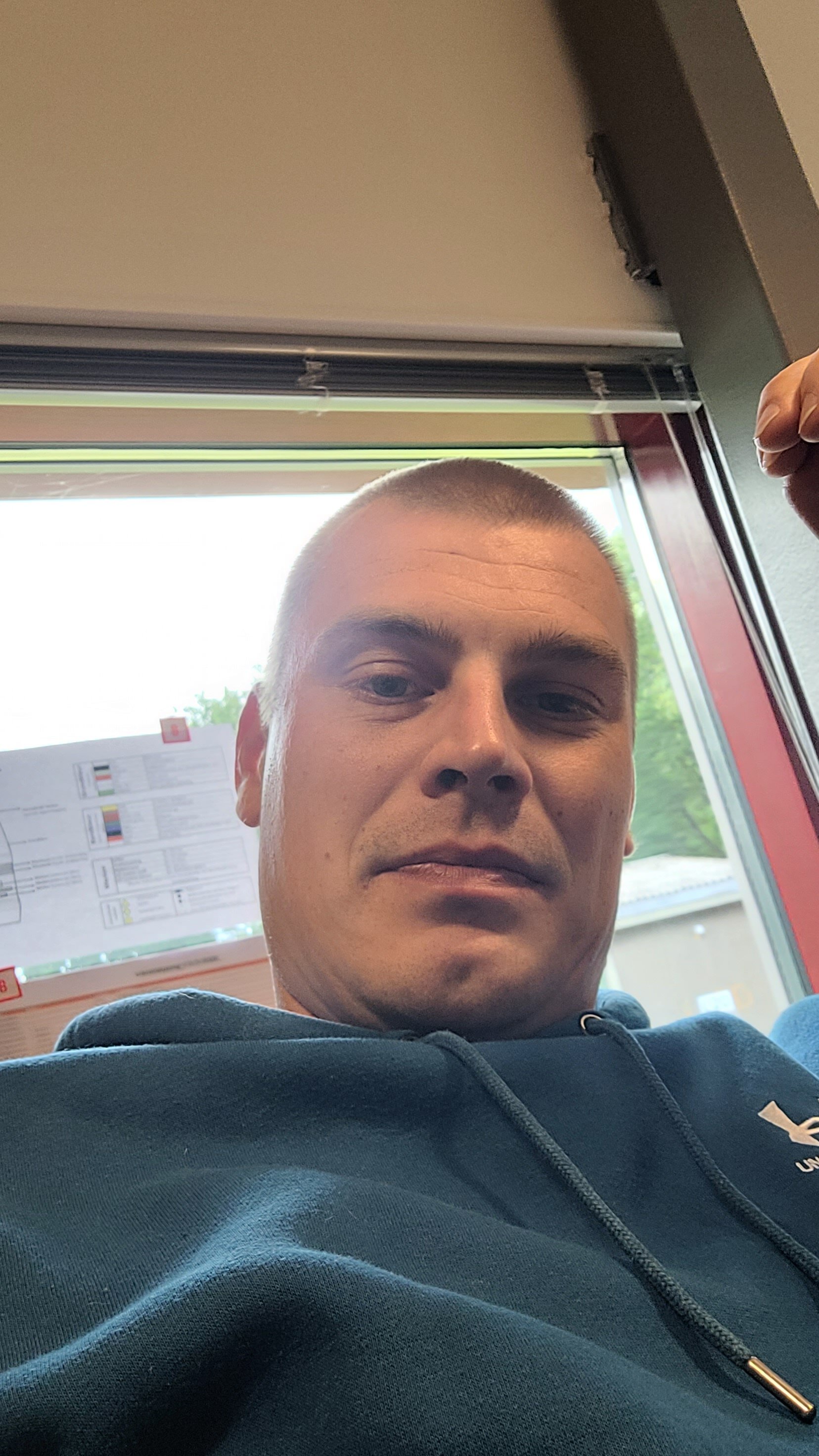 Blonde_boy33