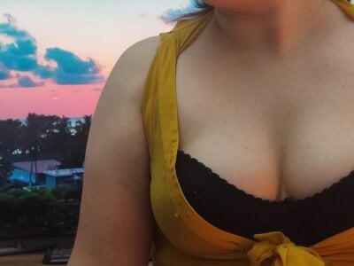 Maskedflamenina Female Leather Webcam Nude