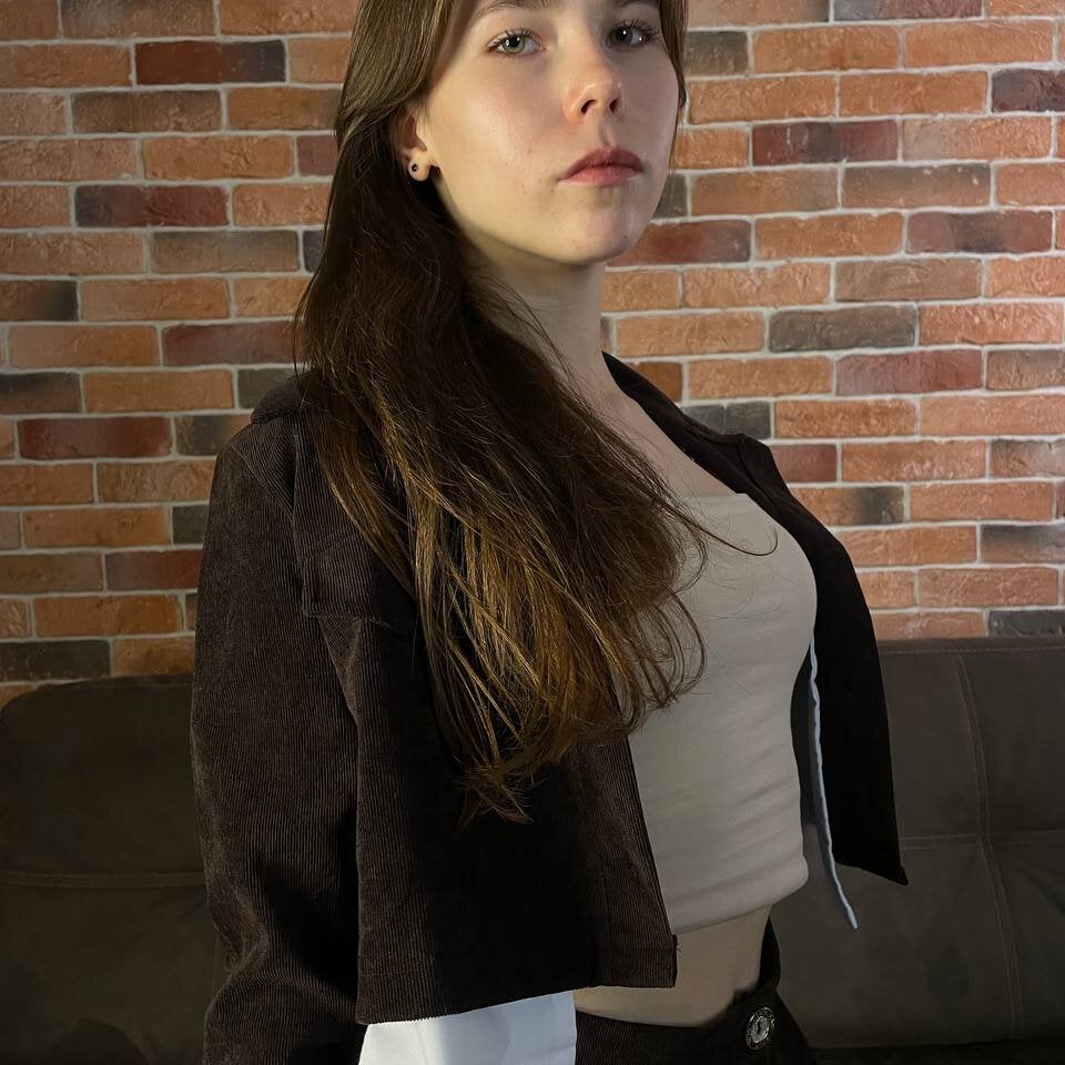 Emili Den