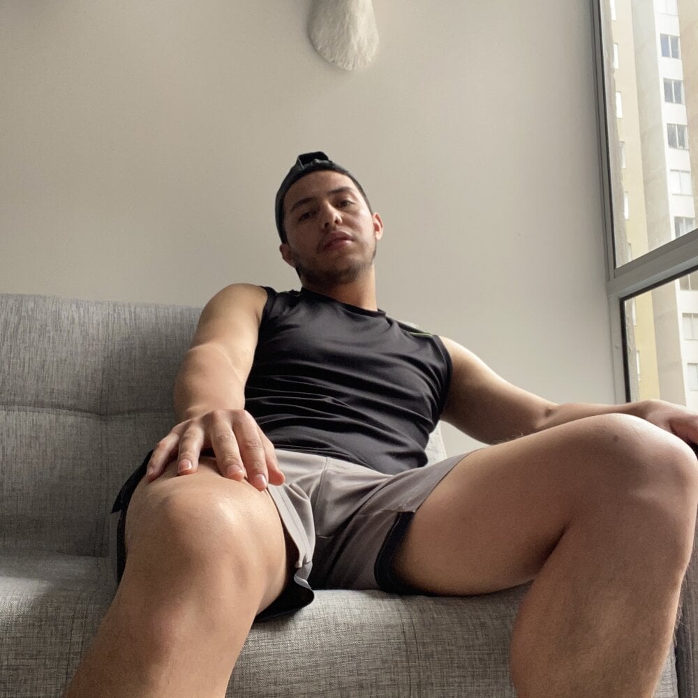 damian_ferrer01 from stripchat