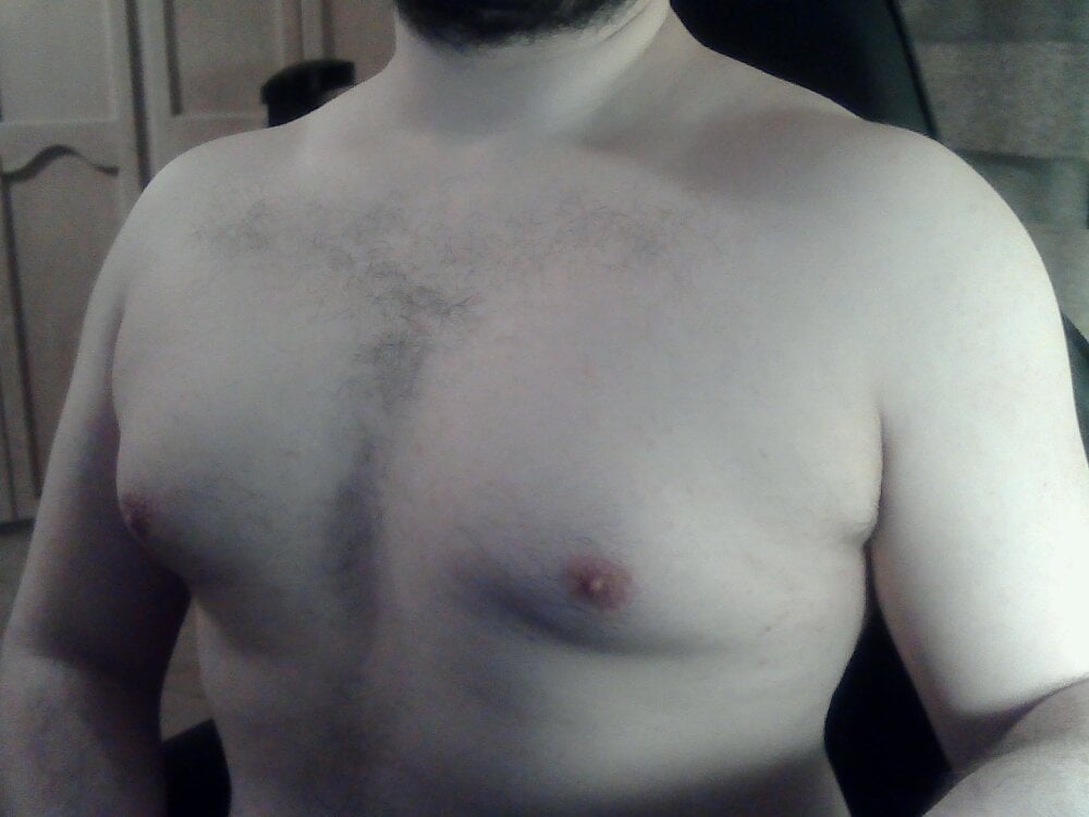 Himbo_fox Adlı Modelin Çevrimdışı XXX Sohbeti