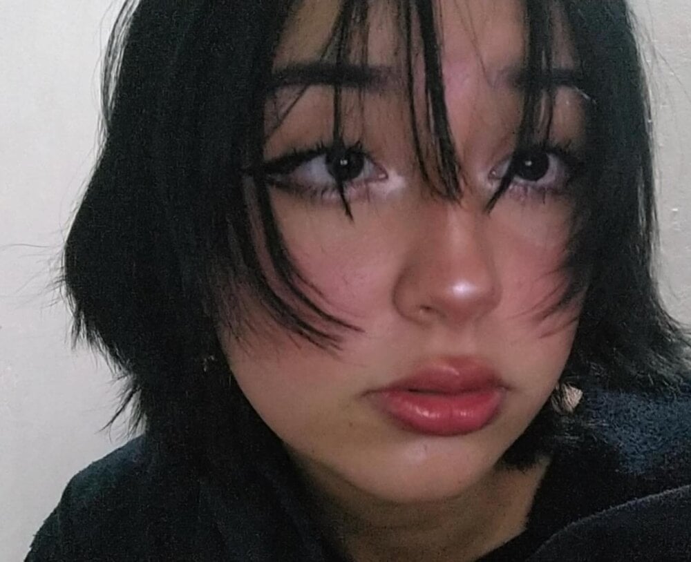 Live sex webcam photo for Ariana_sweat #289943876