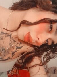 naomybenedetti's webcam live show