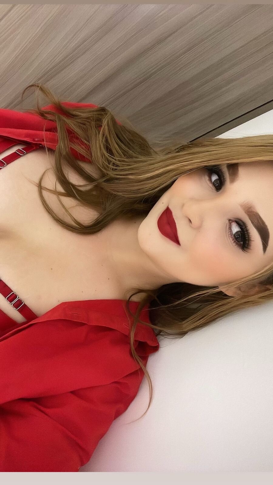 scarlett_deville